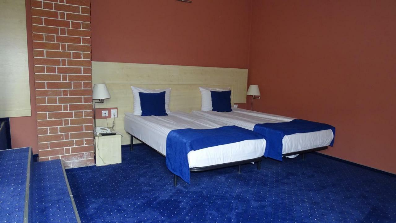 Casa Elysee Hotel Deva Esterno foto